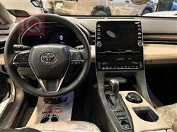 تويوتا أفالون